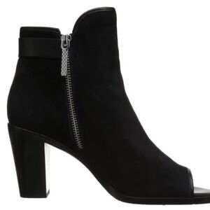 Donald J Pliner Kara-RM Black Suede Peep Toe Ankle Booties Block Heel 11M